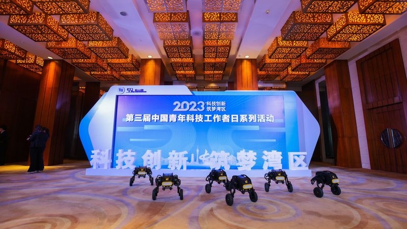 OA协同办公自动化：钉钉与传统OA系统的差异化解析
